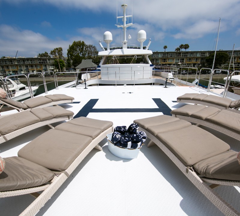 LEIGHT STAR Yacht Charter Details, Sun Coast Marine CHARTERWORLD